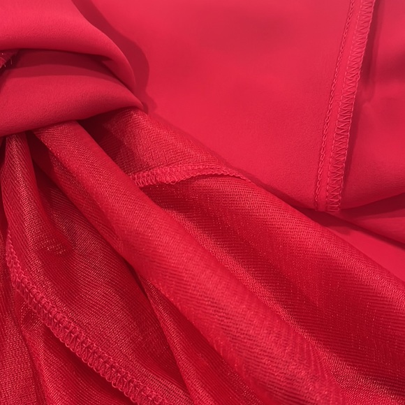 Stunning Red Dress Flowy georgette Asymmetrical Hemline XS - Picture 8 of 8